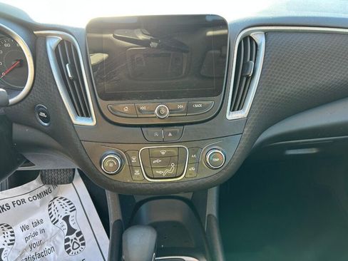 Used 2023 Chevrolet Malibu LS image 14