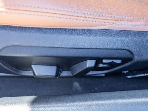 Used 2020 BMW Z4 M40i w/ Executive Package RWD image 28