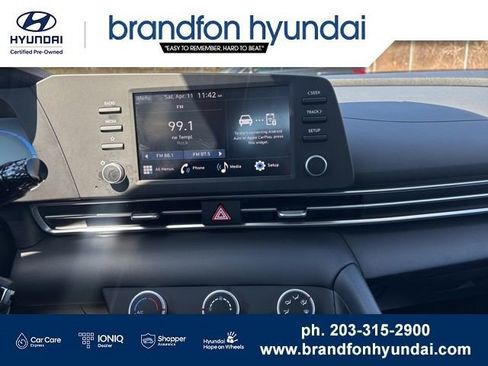 Certified 2026 Hyundai Elantra SE w/ Cargo Package FWD image 19