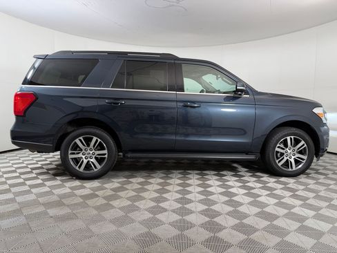 Used 2024 Ford Expedition XLT AWD/4WD image 8