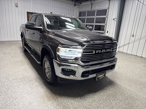 Used 2019 RAM 3500 Laramie image 30