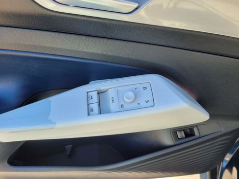 Used 2023 Volkswagen ID.4 S RWD image 25