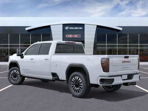 New 2025 GMC Sierra 3500 Denali Ultimate AWD/4WD image 3