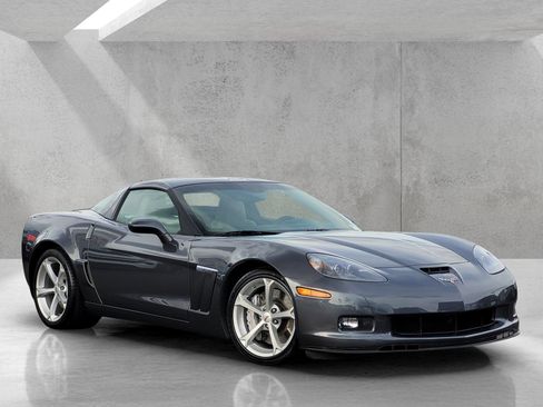 Used 2013 Chevrolet Corvette Grand Sport w/ 2LT Preferred Equipment Group image 1