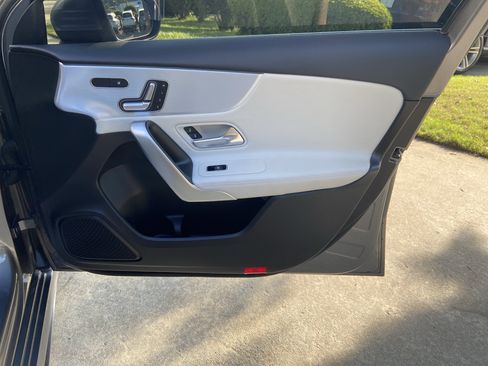 Used 2019 Mercedes-Benz A 220 image 43