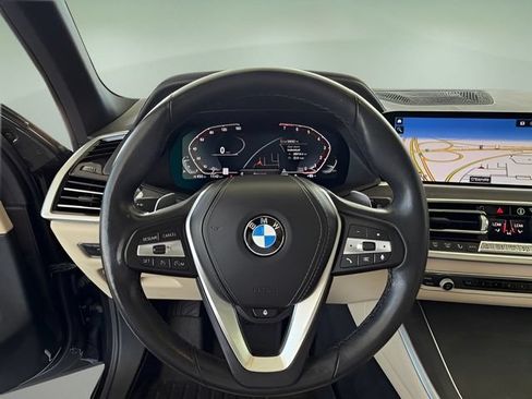 Used 2022 BMW X5 sDrive40i w/ Premium Package RWD image 18