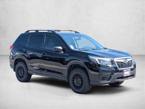 Used 2021 Subaru Forester AWD/4WD image 3