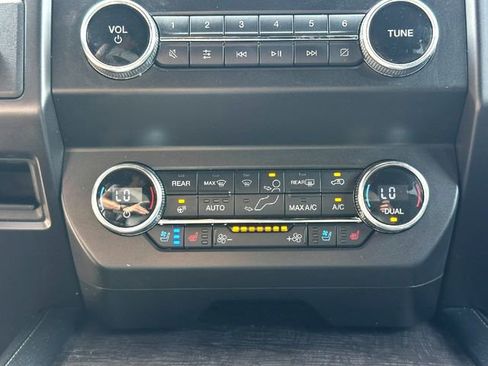 Certified 2020 Ford Expedition Limited AWD/4WD image 18