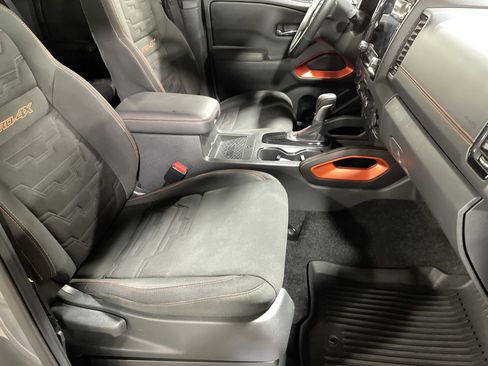 Used 2023 Nissan Frontier PRO-4X w/ Pro Convenience Package image 15