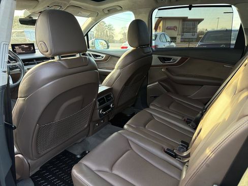 Used 2019 Audi Q7 3.0T Prestige w/ Prestige Package image 22