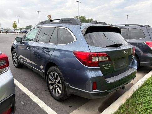 Used 2017 Subaru Outback 3.6R Limited AWD/4WD image 4