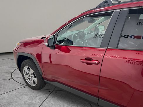 Used 2025 Toyota RAV4 XLE w/ Convenience Package AWD/4WD image 16