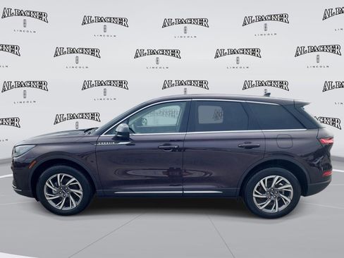 Certified 2023 Lincoln Corsair FWD w/ Towing Package image 2