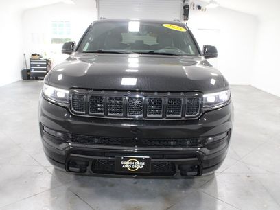 Used 2025 Jeep Grand Wagoneer Series II Obsidian w/ Quick Order Packagew 28T
