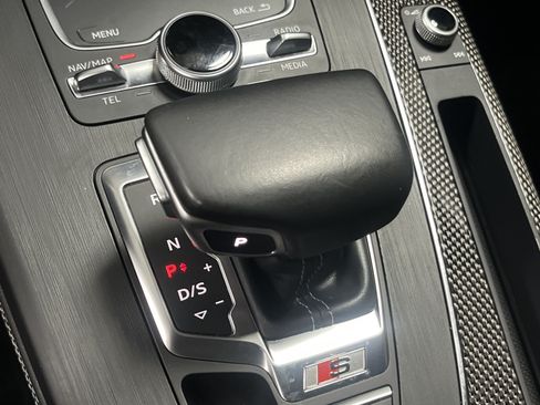 Used 2020 Audi SQ5 Premium Plus w/ Premium Plus Package AWD/4WD image 26