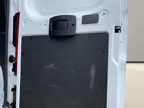 Used 2025 RAM ProMaster 2500 w/ Convenience Group FWD image 10