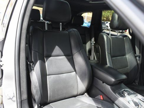 Used 2019 Jeep Grand Cherokee Limited w/ Luxury Group II image 27