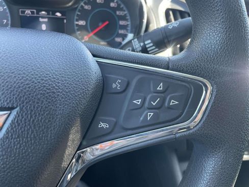 Used 2019 Chevrolet Cruze LT image 20