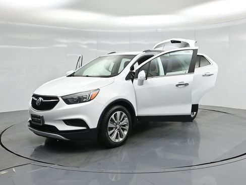 Used 2017 Buick Encore Preferred image 28