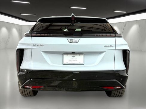 New 2026 Cadillac Lyriq Sport image 10
