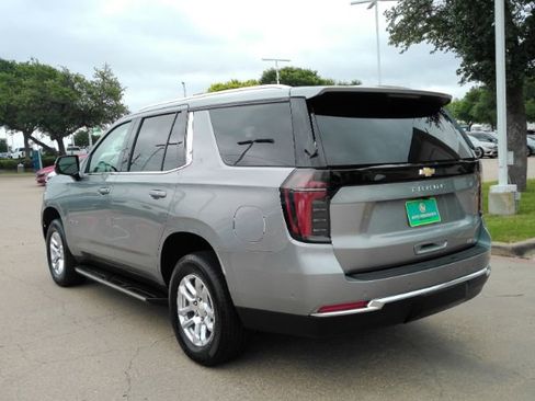 Used 2025 Chevrolet Tahoe LT image 9