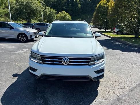 Used 2019 Volkswagen Tiguan SE w/ Panoramic Sunroof Package AWD/4WD image 5