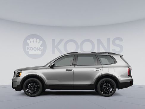 Used 2025 Kia Telluride SX Prestige X-Line AWD/4WD image 2