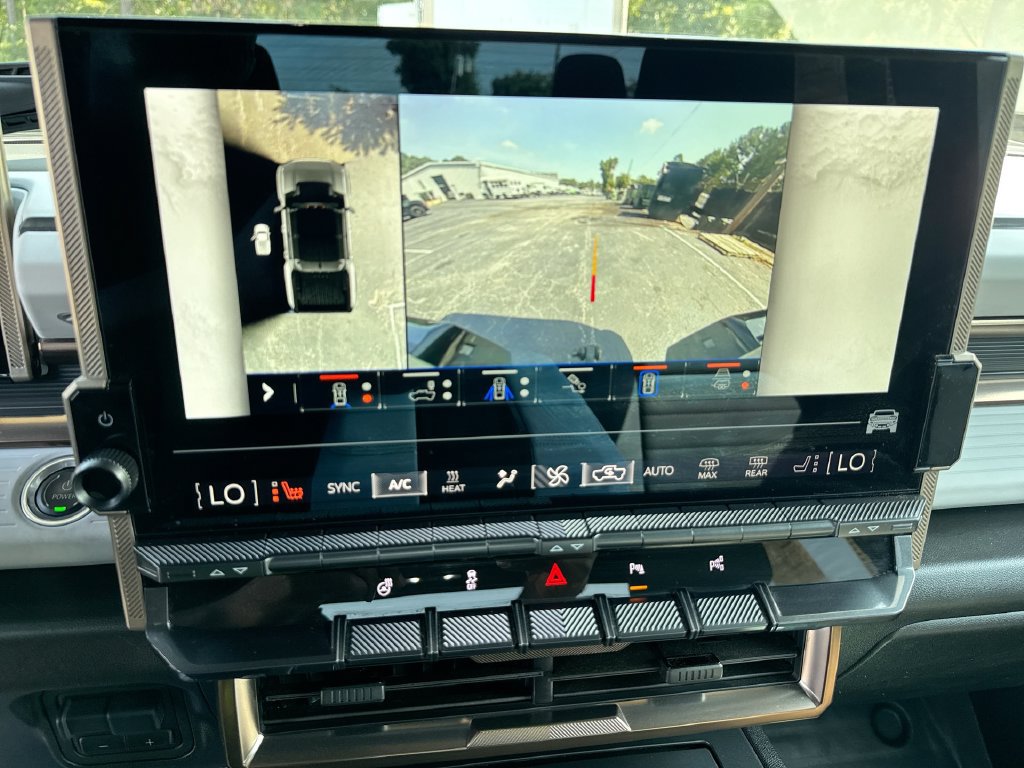 Used 2025 GMC Hummer EV 3X AWD/4WD image 28