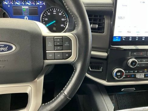 Used 2024 Ford Expedition XLT AWD/4WD image 16