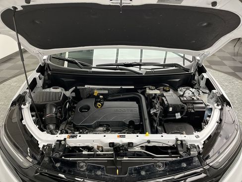 Certified 2024 Chevrolet Equinox Premier AWD/4WD image 30