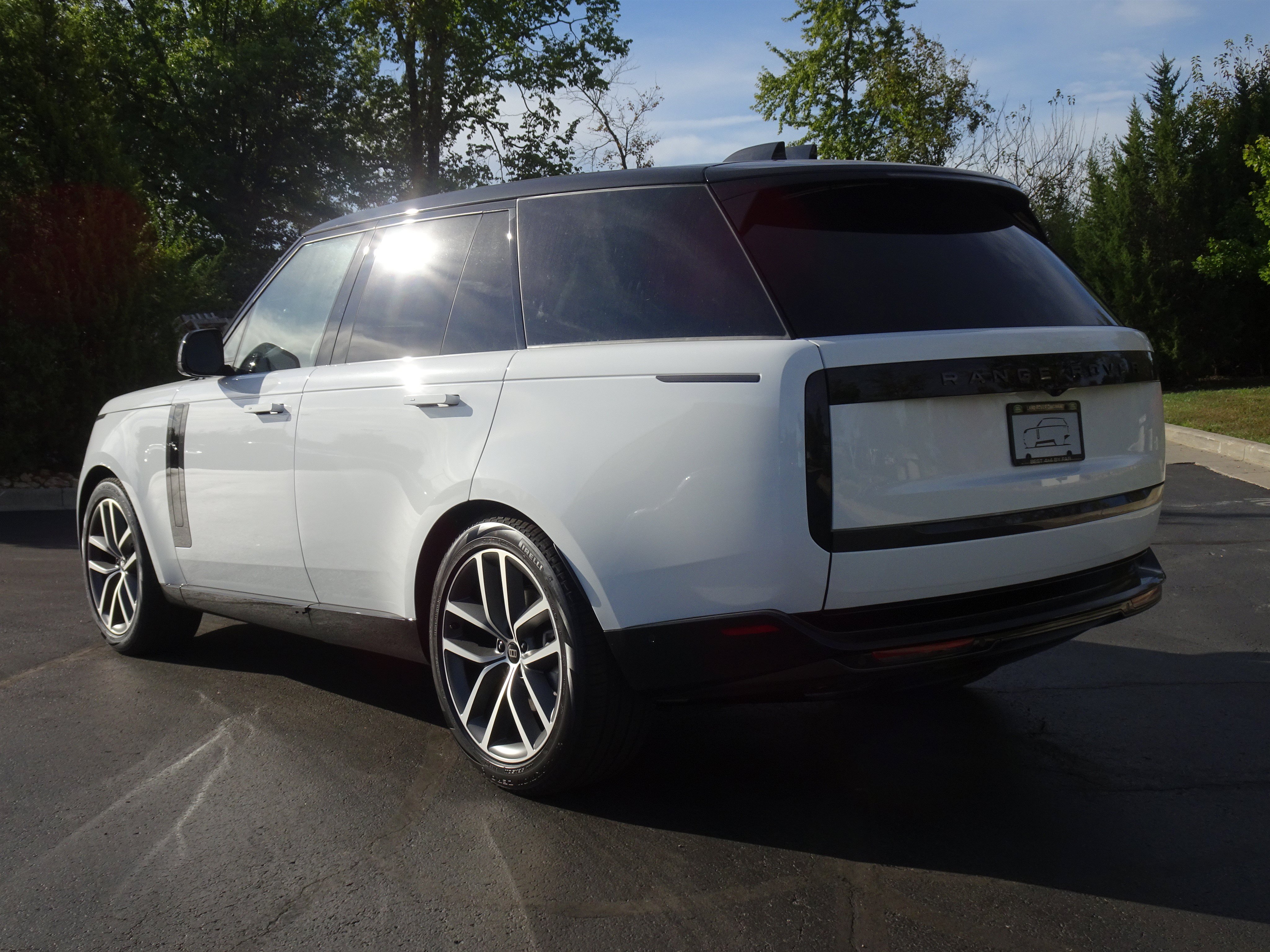 New 2027 Land Rover Range Rover SE AWD/4WD image 8