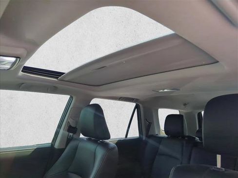 Used 2022 Toyota 4Runner Limited RWD image 17