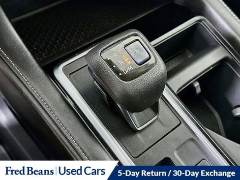 Used 2022 Nissan Pathfinder SL AWD/4WD image 24