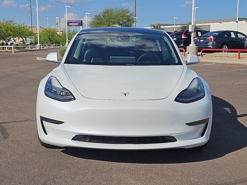 Used 2020 Tesla Model 3 Standard Range Plus RWD image 2