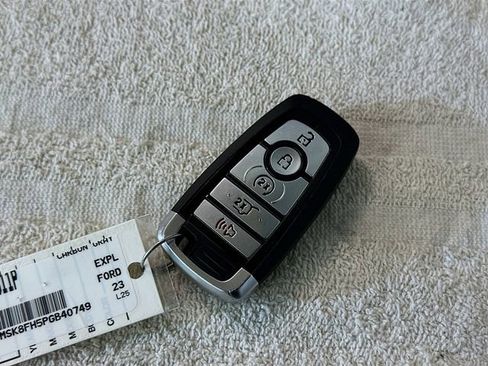 Certified 2023 Ford Explorer Limited w/ Equipment Group 301A image 30