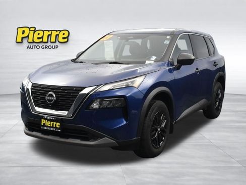 Used 2023 Nissan Rogue S image 1