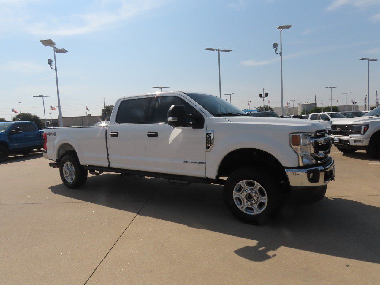 Used 2022 Ford F350 XLT w/ XLT Value Package AWD/4WD image 7