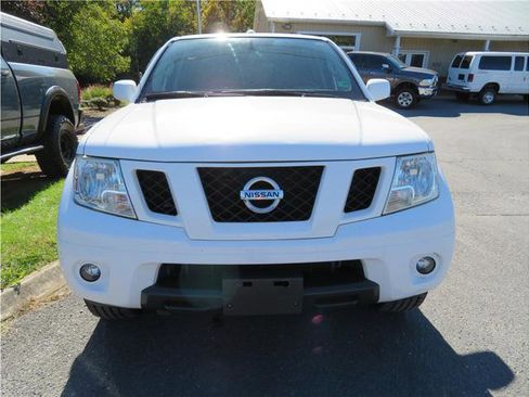 Used 2012 Nissan Frontier PRO-4X image 14