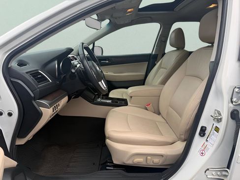 Used 2015 Subaru Outback 2.5i Limited image 9