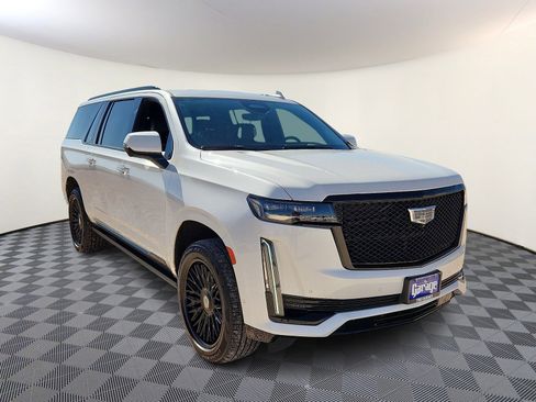 Used 2023 Cadillac Escalade ESV Premium Luxury Platinum image 6