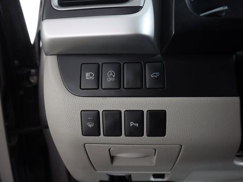 Used 2018 Toyota Highlander Limited image 42