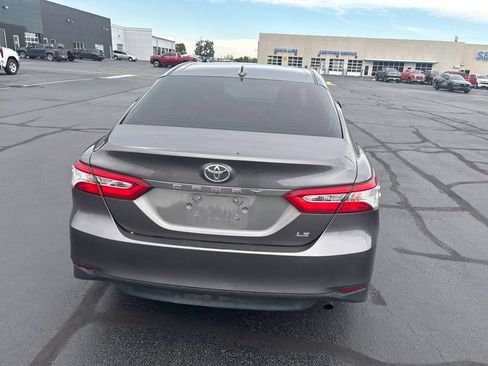 Used 2020 Toyota Camry LE FWD image 14