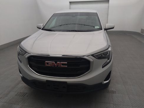 Used 2020 GMC Terrain SLE FWD image 15