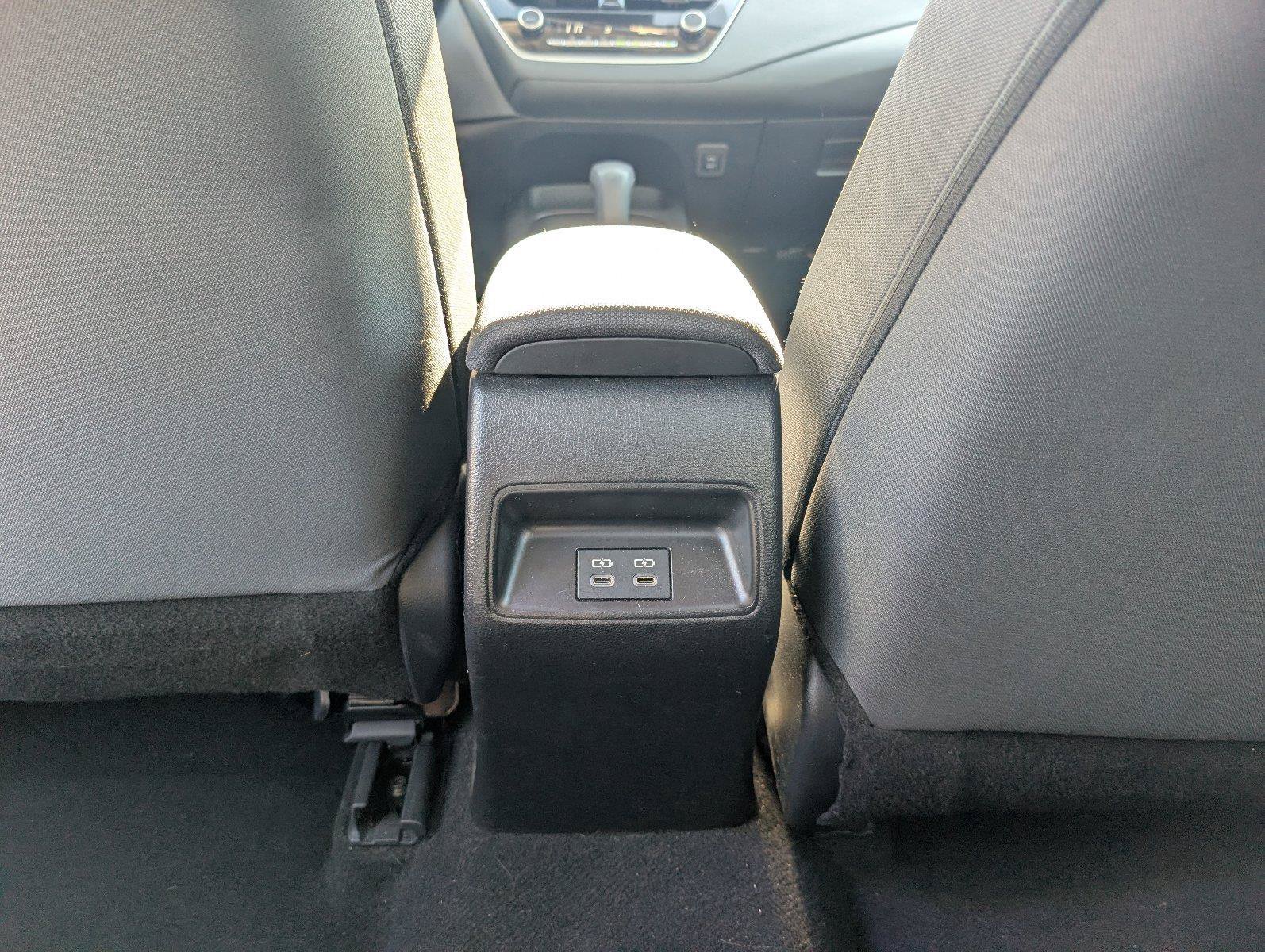 Used 2025 Toyota Corolla LE FWD image 33