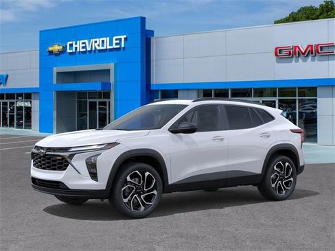 New 2026 Chevrolet Trax RS w/ Sunroof Package image 2