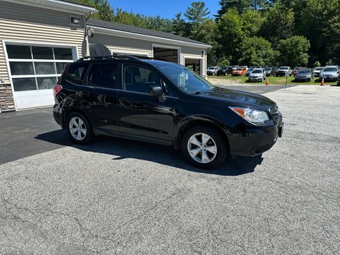 Used 2016 Subaru Forester 2.5i Limited image 3