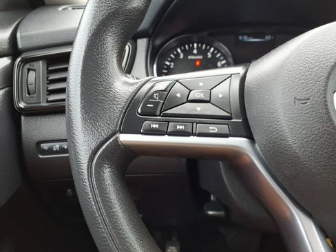 Used 2017 Nissan Rogue S FWD image 22