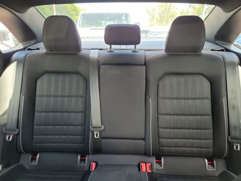 Used 2019 Volkswagen Jetta GLI FWD image 13