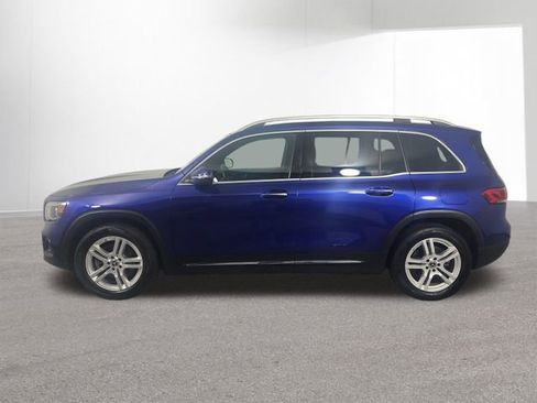 Used 2021 Mercedes-Benz GLB 250 4MATIC image 28