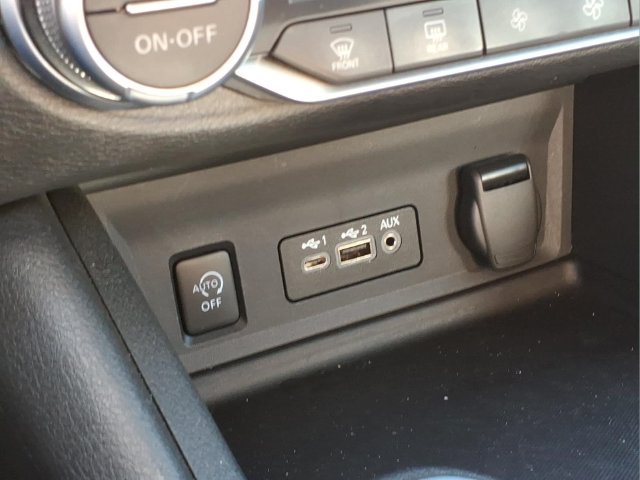 Certified 2025 Nissan Sentra SV w/ All-Weather Package FWD image 16
